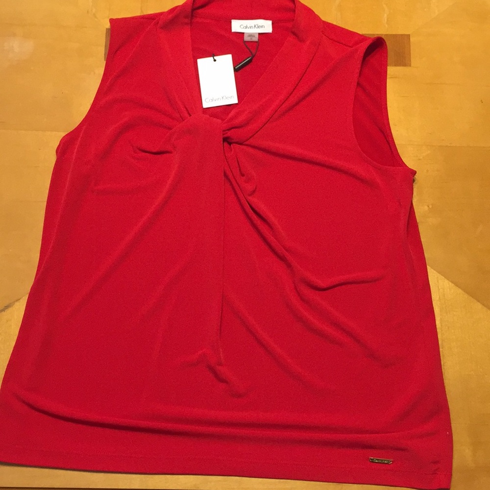 Calvin Klein knotty neck tank